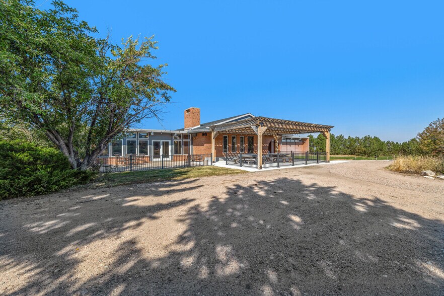 More Photos Of 4552 Gilliland Dr, Kimball Restaurant For Sale