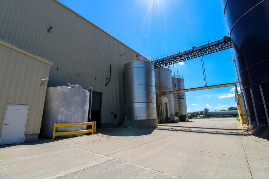 More Photos Of 6059 159th St, Galva Food Processing For Sale