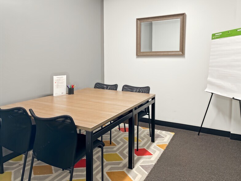 More Photos Of 8211 E Regal Pl, Tulsa Coworking Space