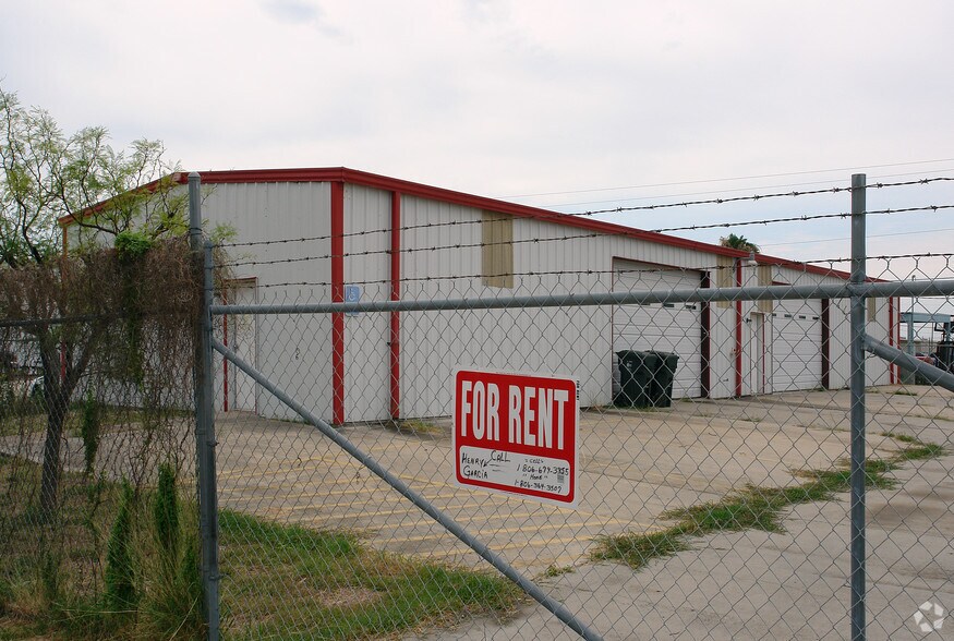 More Photos Of 3609 Wow Rd, Corpus Christi Warehouse For Lease