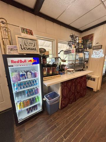 More Photos Of 44 US Route 4, Bridgewater Corners Freestanding For Sale