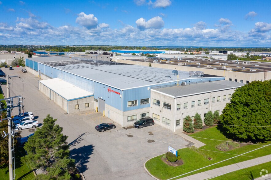 More Photos Of 190 Harry Walker Pky N, Newmarket Warehouse For Sale