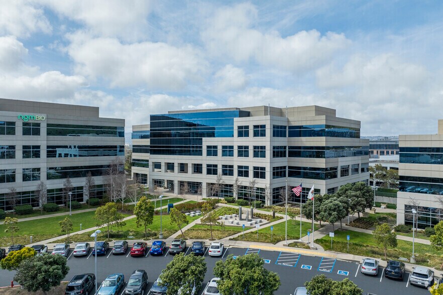 More Photos Of 331 Oyster Point Blvd, South San Francisco Research And Development For Lease