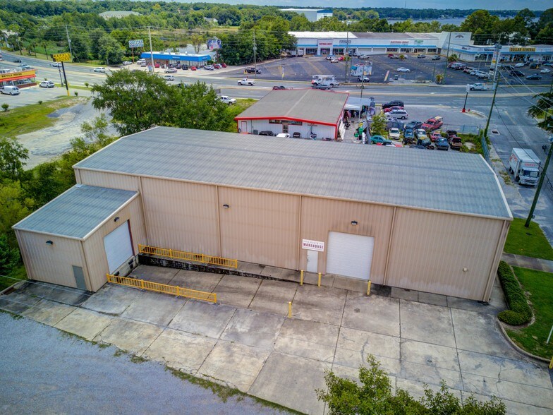 More Photos Of 108 Kelly Rd, Niceville Showroom For Lease