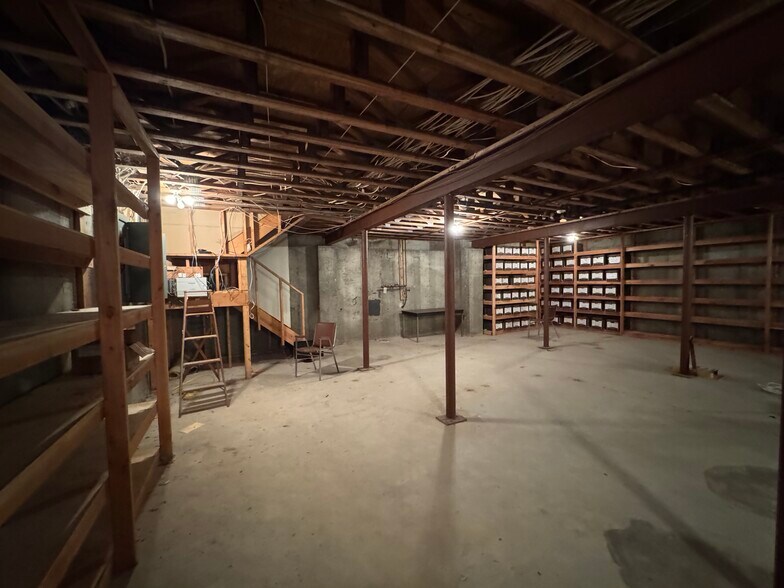 More Photos Of 38 Church St, Patchogue Loft Creative Space For Lease