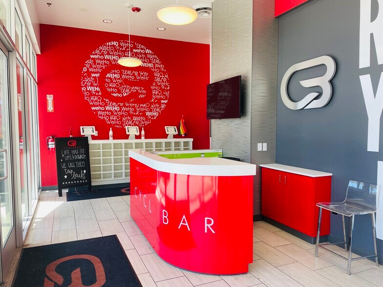 More Photos Of 8305 W Sunset Blvd, West Hollywood Office For Lease