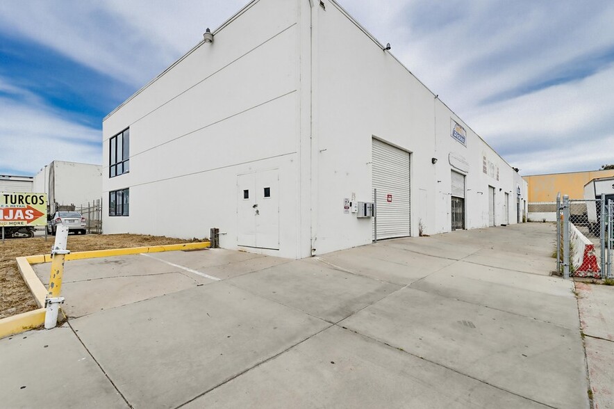 More Photos Of 2345 Via Segundo, San Ysidro Manufacturing For Sale