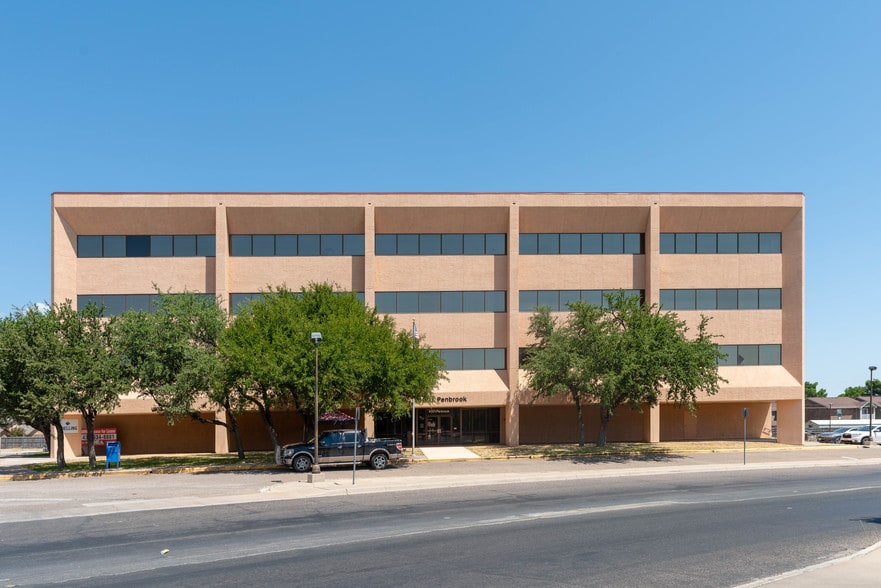 More Photos Of 4001 Penbrook St, Odessa Office For Lease