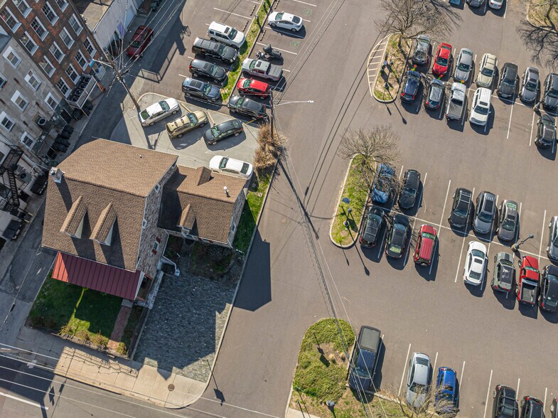 More Photos Of 10 N Main St, Phoenixville Medical For Sale