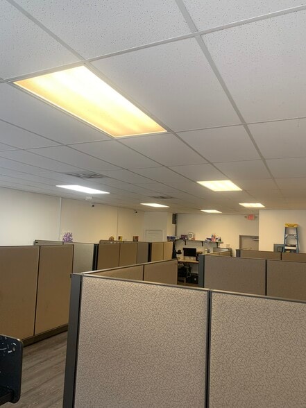 More Photos Of 8455-8471 W Oakland Park Blvd, Sunrise Office For Lease