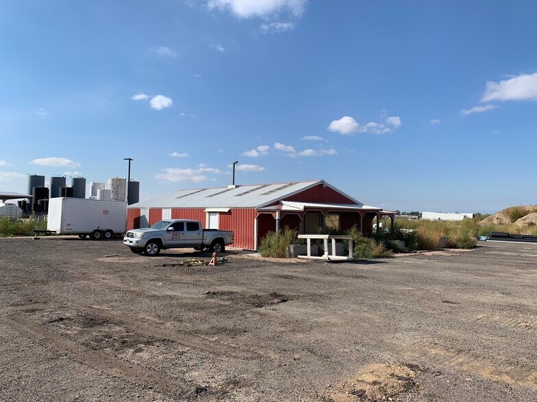 More Photos Of 2183 S Denver Ave, Fort Lupton Warehouse For Sale