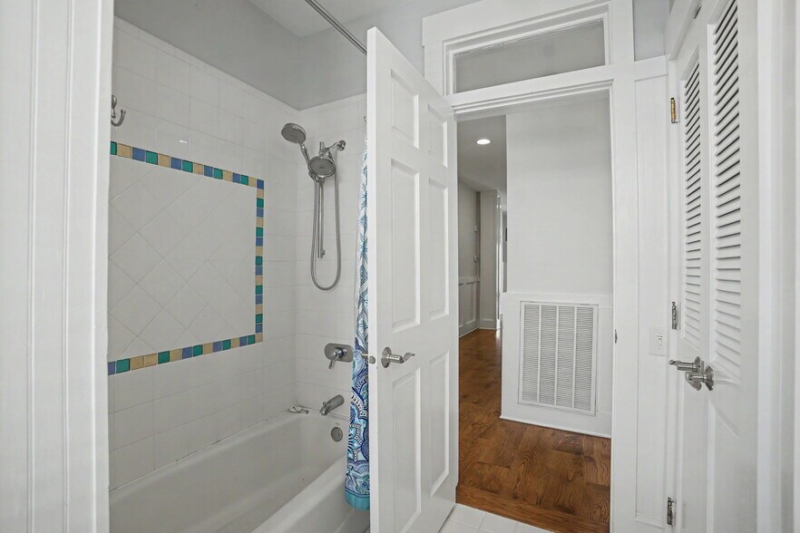 More Photos Of 8 Sandlewood Ct, Tybee Island Specialty For Sale