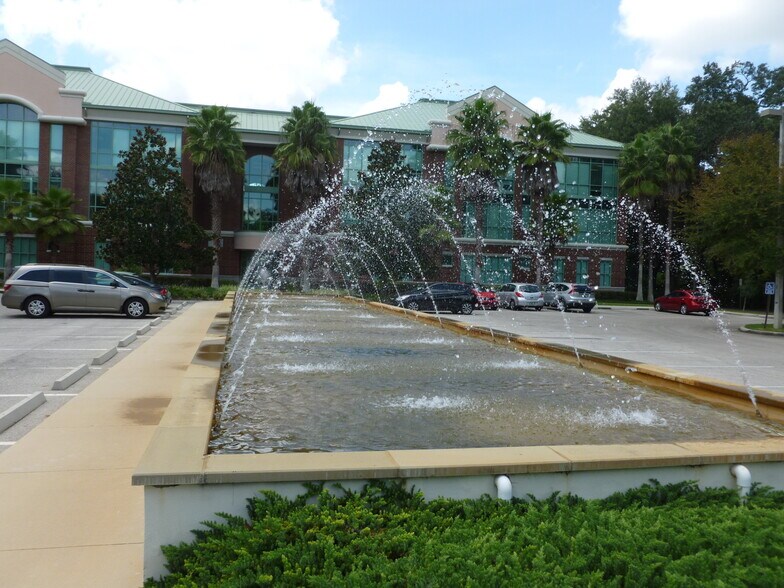 More Photos Of 2850 NW 43rd St, Gainesville Office Residential For Lease