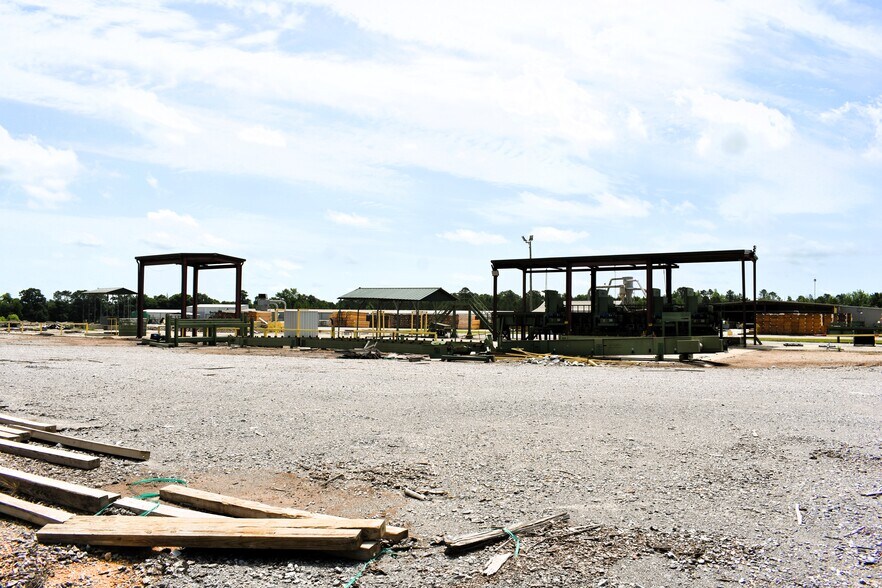 More Photos Of 79 Pioneer Ln, Selma Industrial For Sale