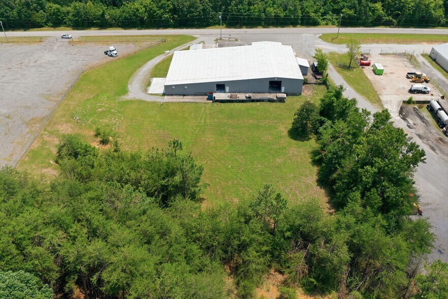 More Photos Of 7612 Drag Strip Rd, Fairview Industrial For Sale