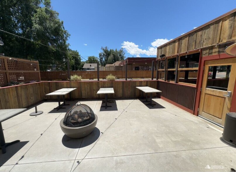 More Photos Of 1002 S College Ave, Fort Collins Restaurant For Lease