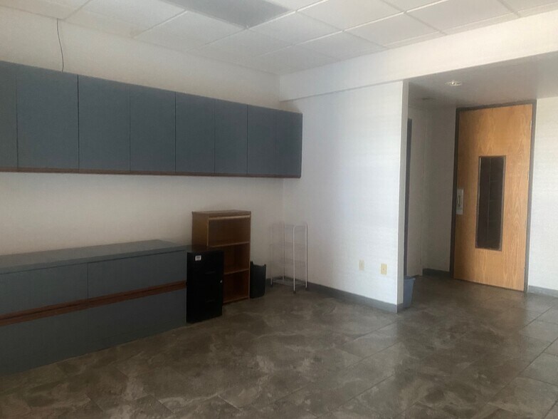 More Photos Of 1700 E Fort Lowell Rd, Tucson Medical For Lease