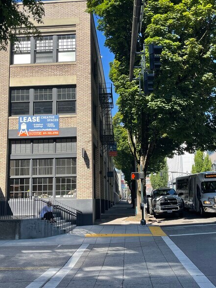 More Photos Of 239 NW 13th Ave, Portland Loft Creative Space For Lease