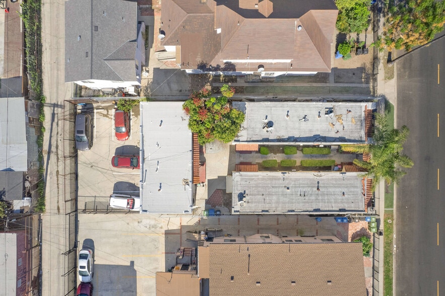 More Photos Of 4323 Woodlawn Ave, Los Angeles Multifamily For Sale