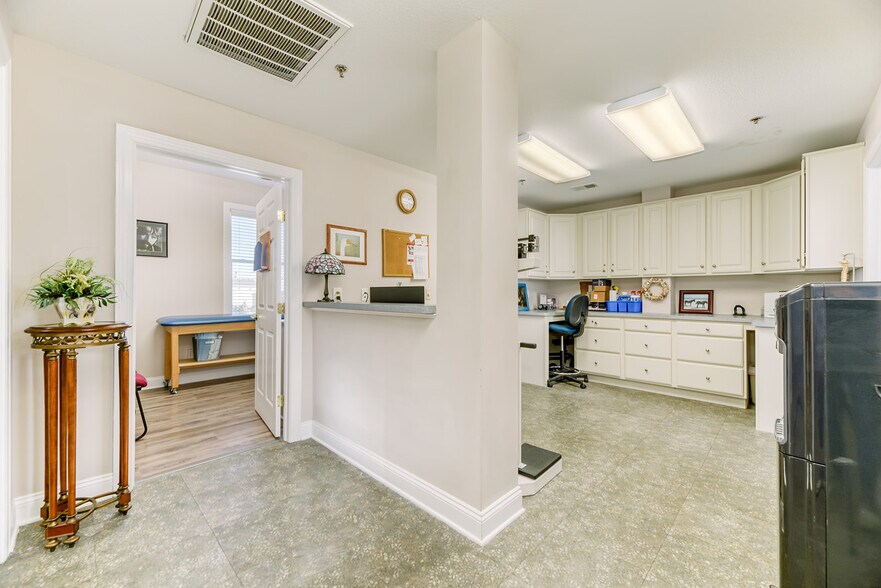 More Photos Of 3210 N Croatan Hwy, Kill Devil Hills Office Residential For Sale