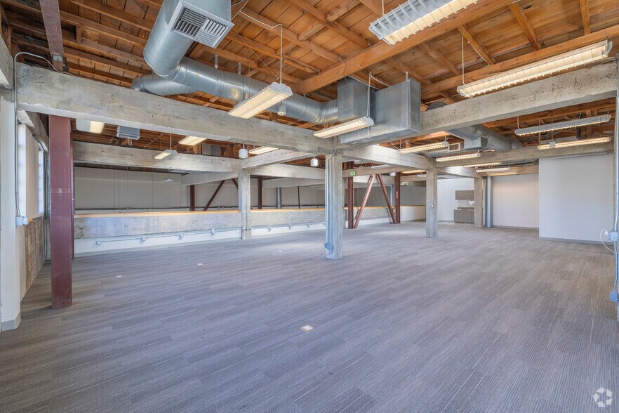 More Photos Of 380 Washington St, Oakland Unknown For Lease