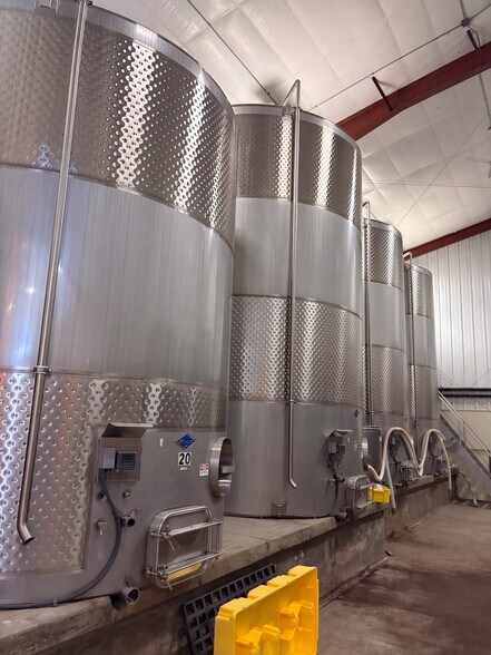 More Photos Of 2890 Lee Rd, Prosser Industrial For Sale