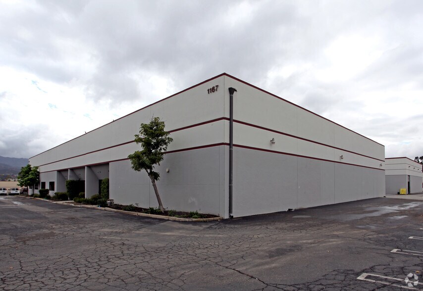 More Photos Of 1167 Lawrence Dr, Newbury Park Warehouse For Lease