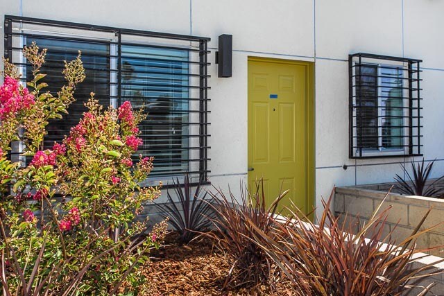 More Photos Of 2336 Crenshaw Blvd, Los Angeles Apartments For Sale