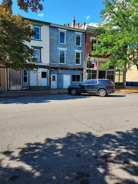 Primary Photo Of 8 Main St, Ripley Storefront Retail Residential For Sale