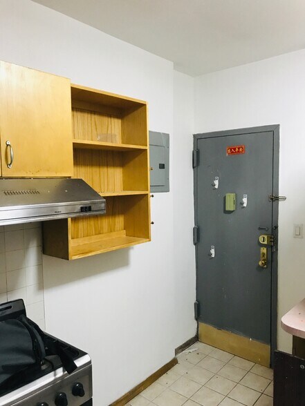 More Photos Of 67 Eldridge St, New York Apartments For Sale