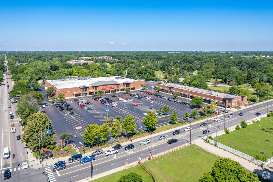 More Photos Of 5240 N Pulaski Rd, Chicago Unknown For Lease