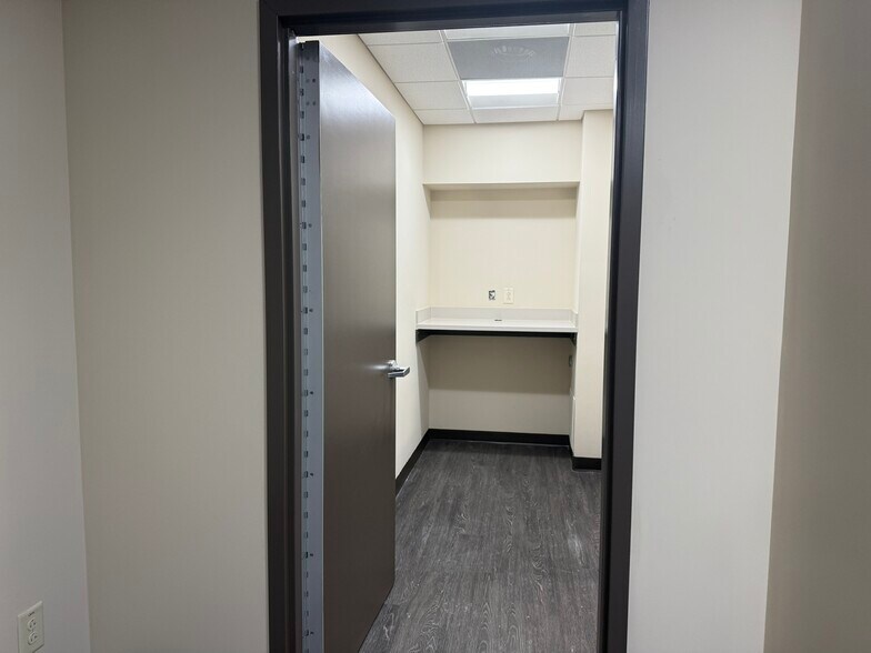 More Photos Of 3250 Deans Bridge Rd, Augusta Office For Sale