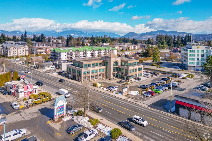 More Photos Of 2692 Clearbrook Rd, Abbotsford Office Residential For Lease