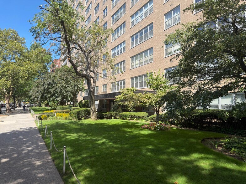 More Photos Of 135 Ocean Pky, Brooklyn Apartments For Sale
