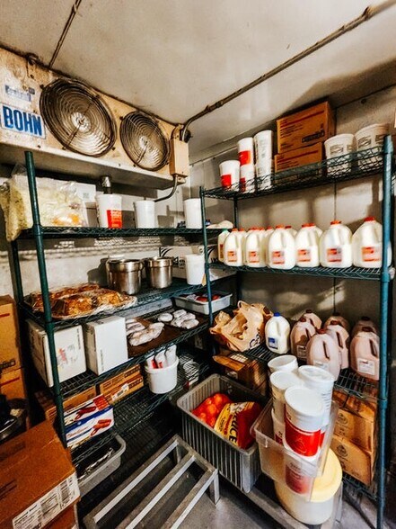 More Photos Of 75 W Carleton Rd, Hillsdale Restaurant For Sale