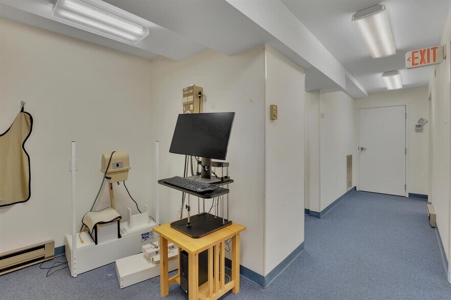 More Photos Of 8 Independence Dr, Marlborough Medical For Sale