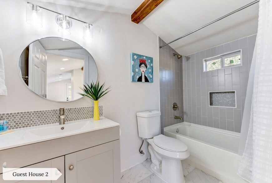 More Photos Of 7002 Whispering Oaks Dr, Austin Specialty For Sale