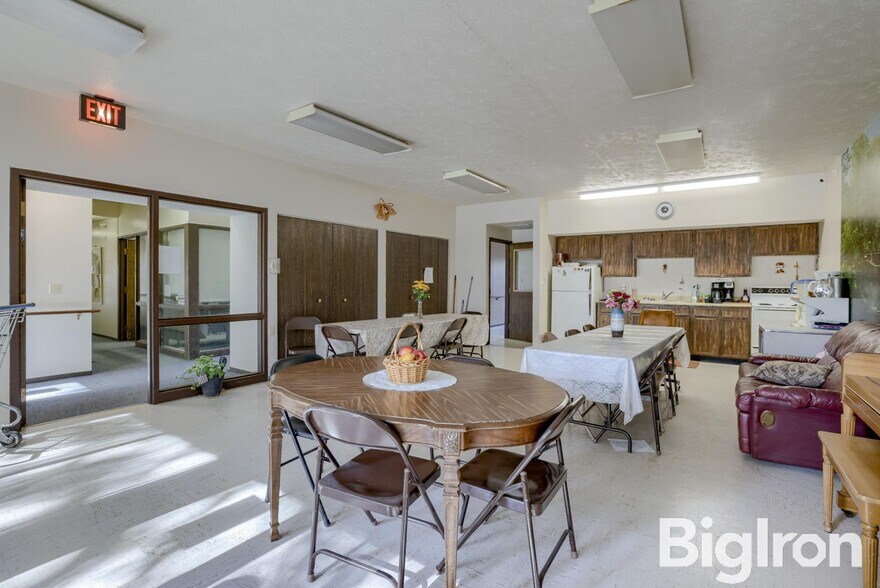 More Photos Of 130 S 5th St, Hebron Apartments For Sale