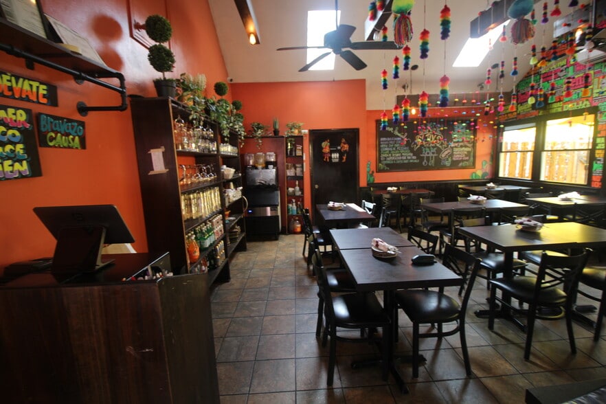 More Photos Of 49 N Main St, Lambertville Restaurant For Sale