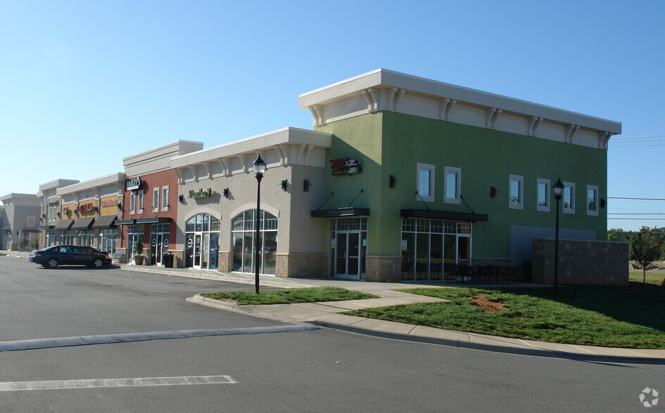More Photos Of 15025 Lancaster Hwy, Charlotte General Retail For Lease