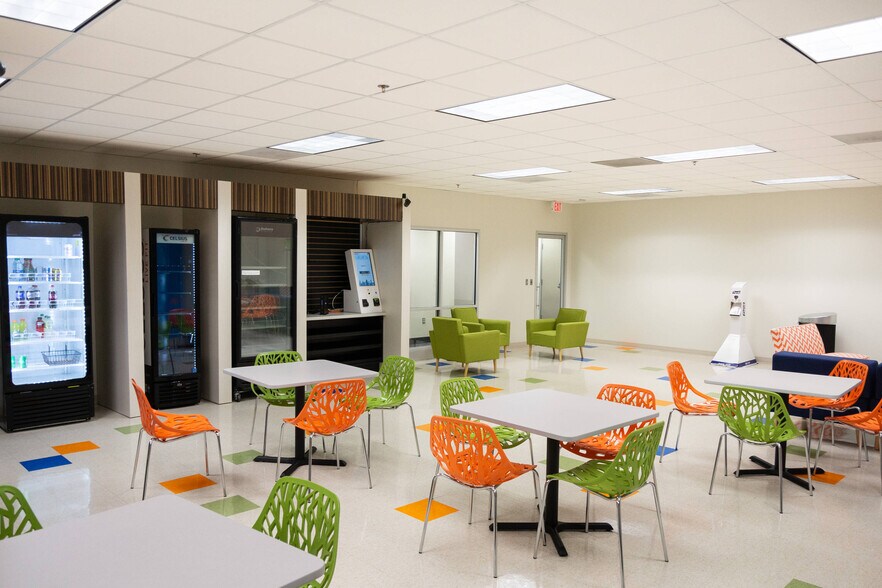 More Photos Of 7833 Walker Dr, Greenbelt Office For Lease