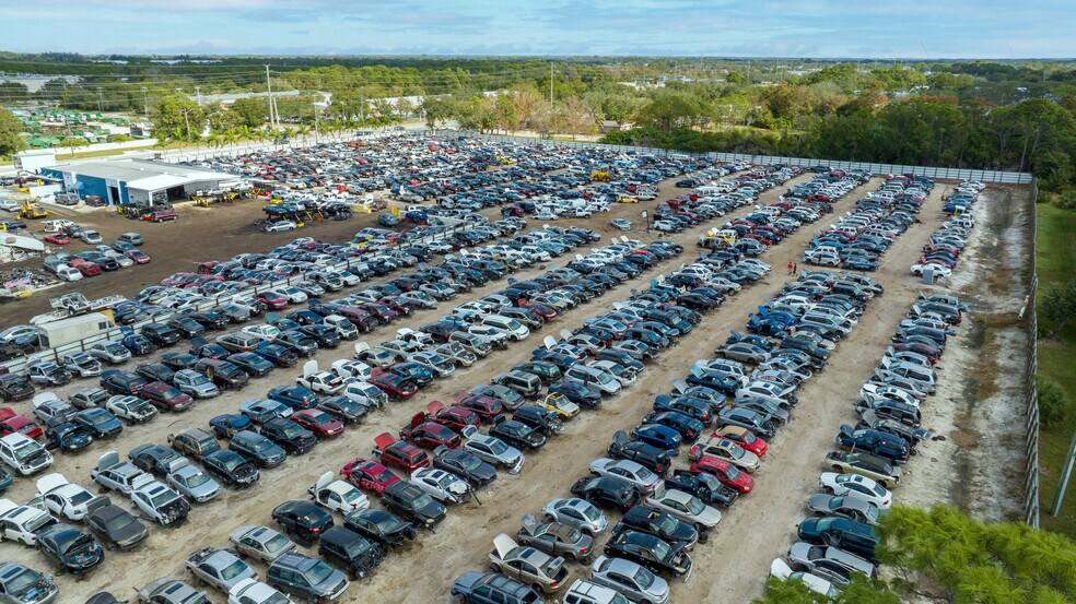 More Photos Of 2000 63rd Ave E, Bradenton Land For Lease