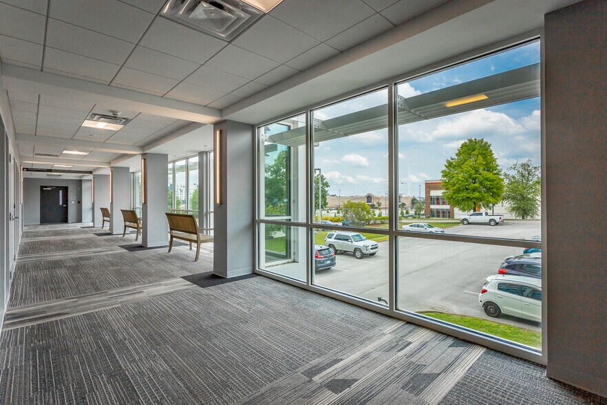 More Photos Of 1949 Gunbarrel Rd, Chattanooga Medical For Lease