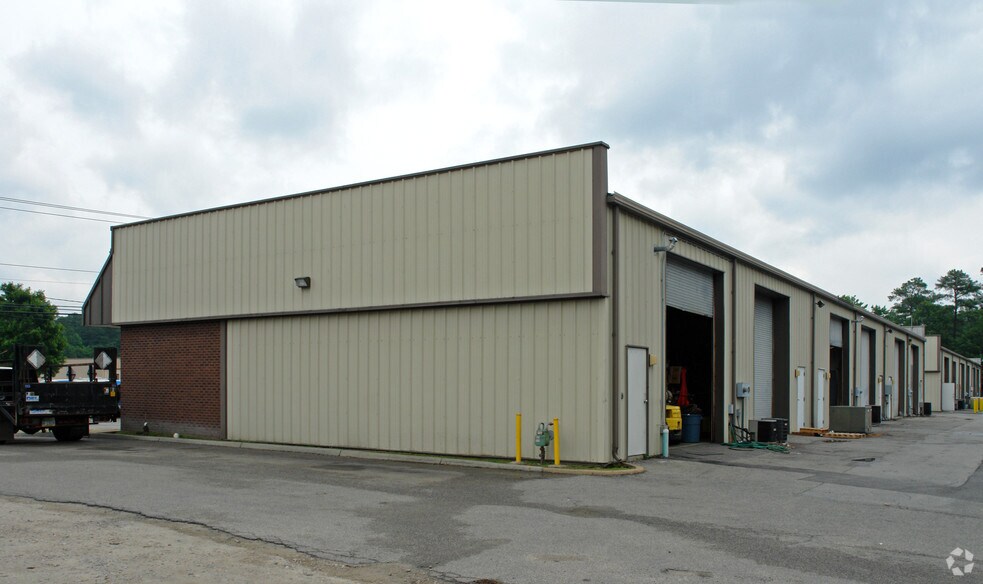 More Photos Of 3905 Holland Blvd, Chesapeake Light Manufacturing For Lease