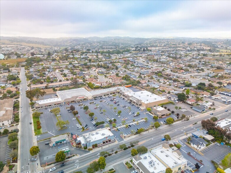 Primary Photo Of 1404-1460 E Grand Ave, Arroyo Grande Storefront For Sale