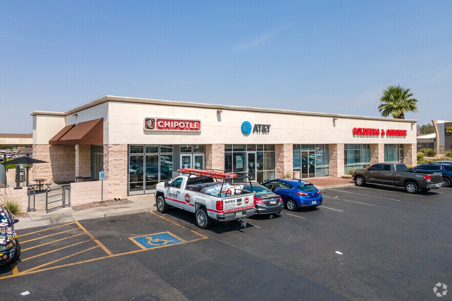 More Photos Of 4423 E Thomas Rd, Phoenix Freestanding For Lease
