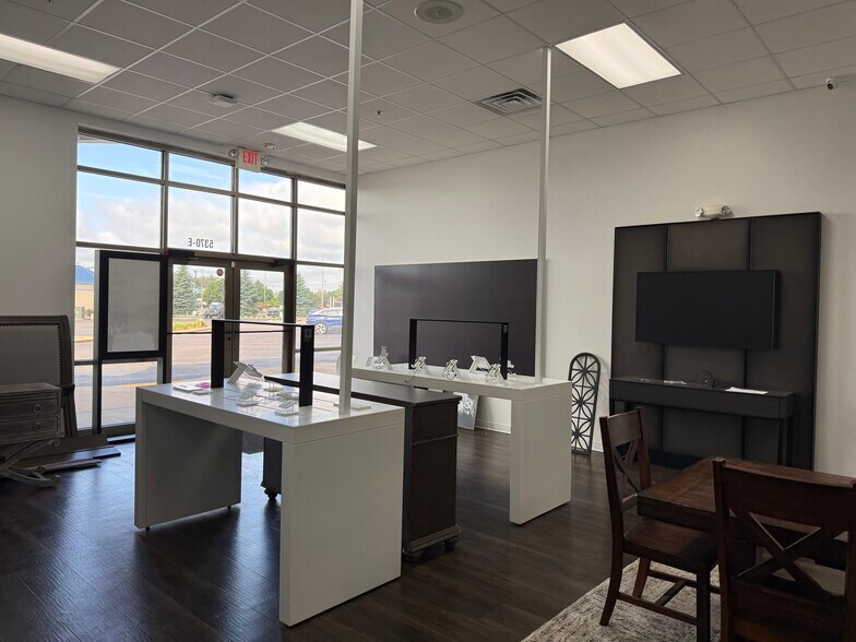 More Photos Of 5370 US Highway 10 E, Stevens Point Storefront Retail Office For Lease