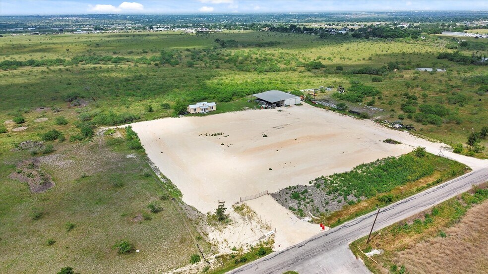 More Photos Of 1000 Rohde Rd, Kyle Service For Lease