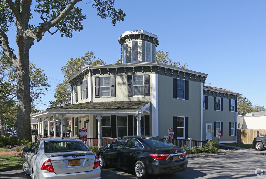 More Photos Of 50 Love Ln, Mattituck Office For Lease