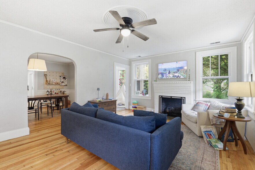 More Photos Of 117 Lucille Ave, Easley Multifamily For Sale